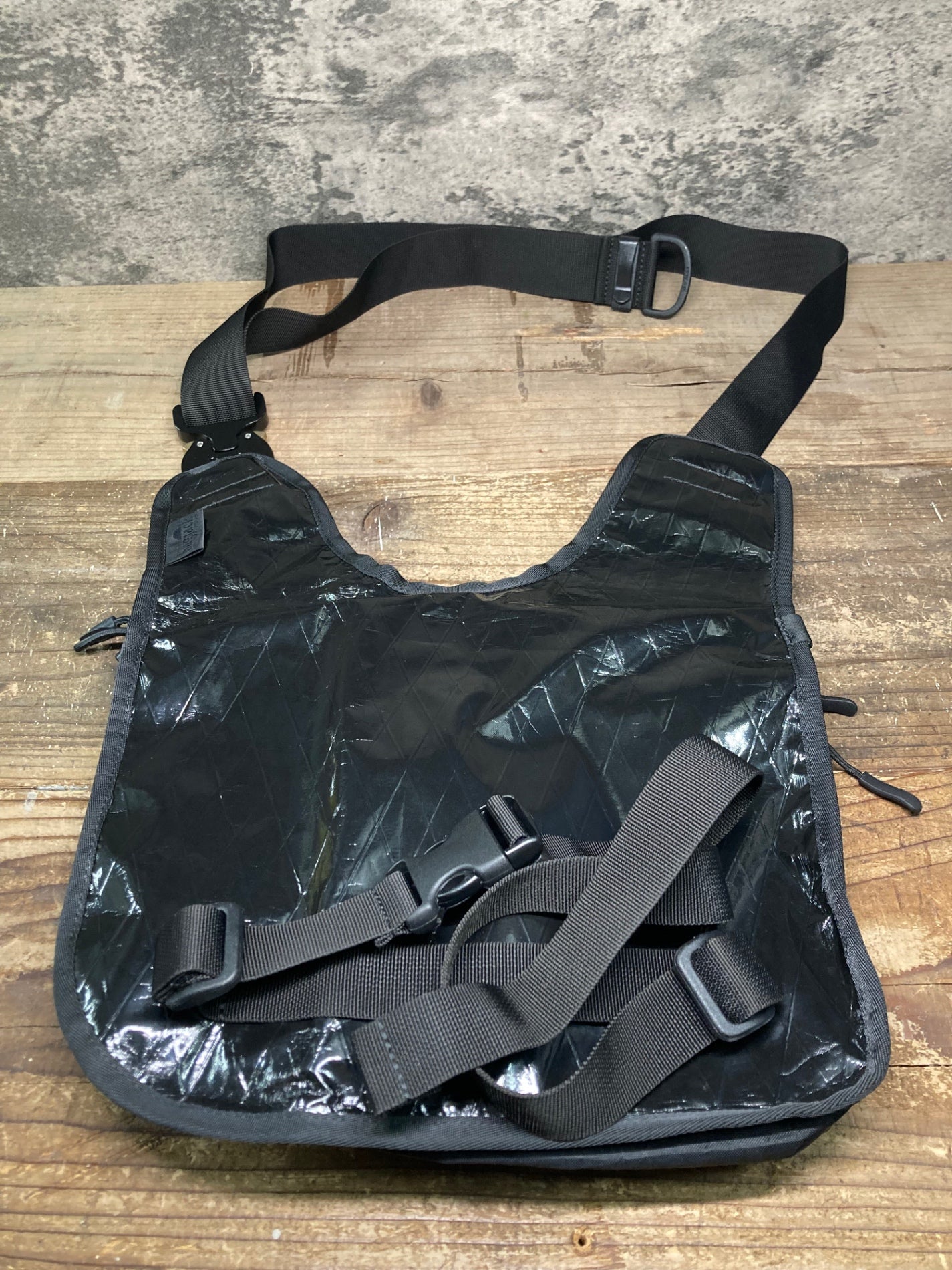 IU087 BAGJACK Shoulder Bag TECH LINE ショルダーバッグ 黒