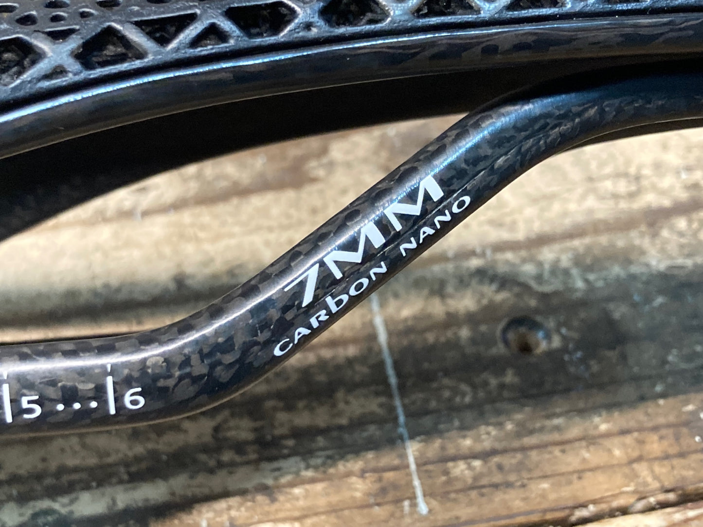 IZ279 TNi 3D printing Ⅱサドル 黒 カーボンレール 150mm ※座面破れあり