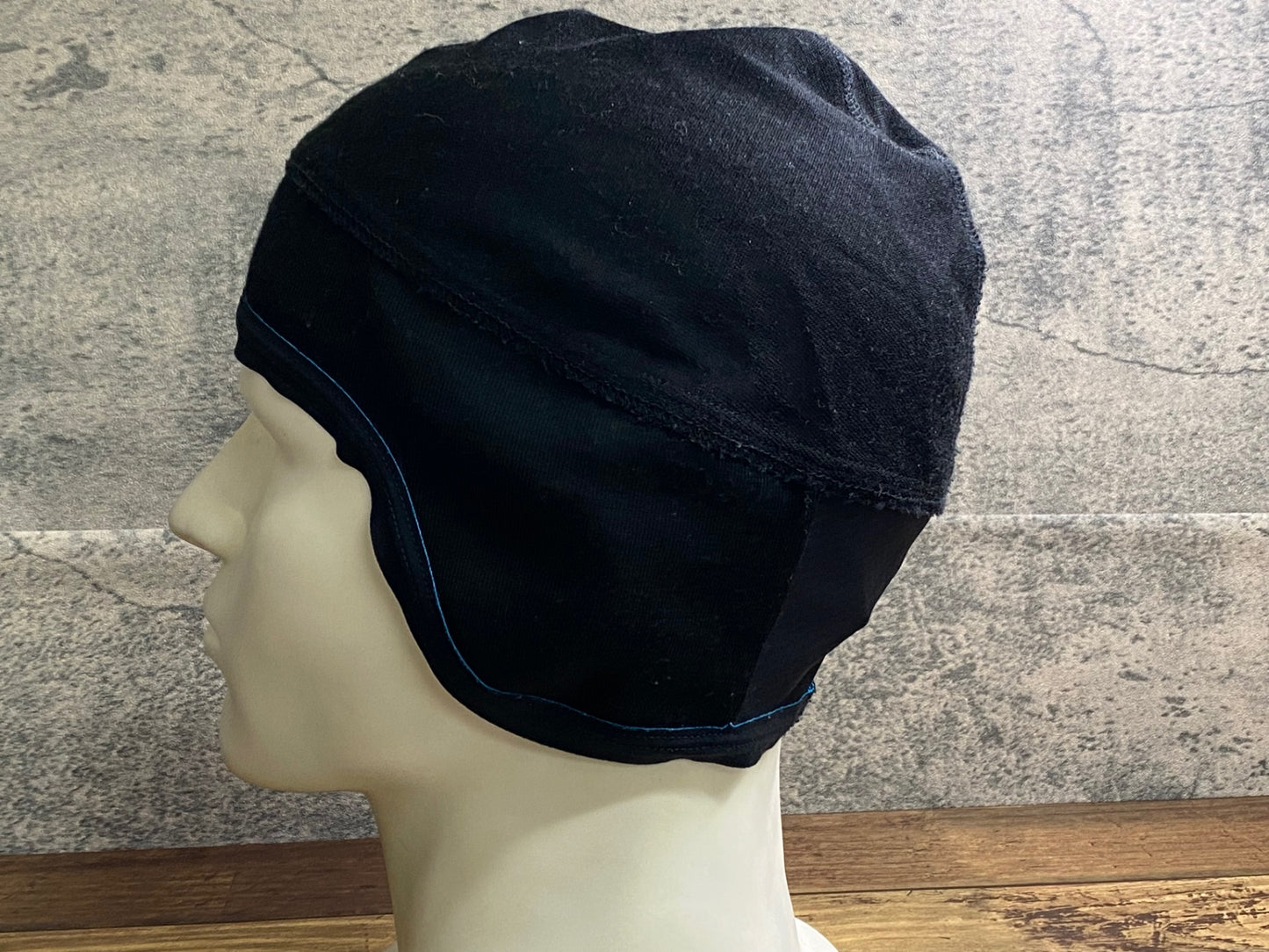 IZ198 アソス assos WINTERキャップ 黒 2