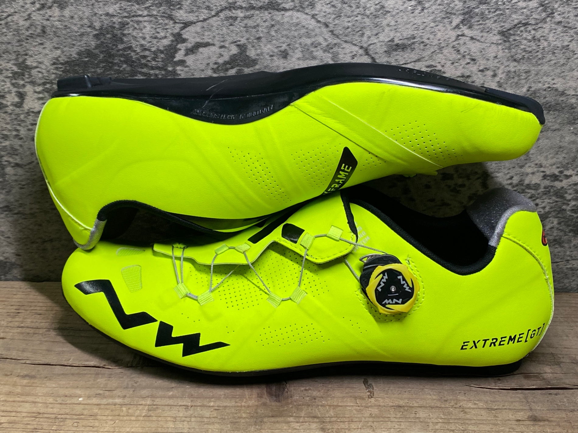 IR887 ノースウェーブ NORTH WAVE エクストリーム Extreme GT