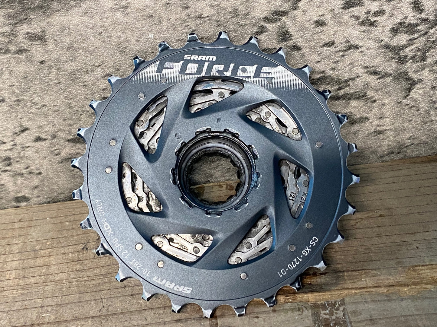 II090 スラム SRAM フォース FORCE AXS CS-XG-1270-D1 スプロケット 10-28T 12S