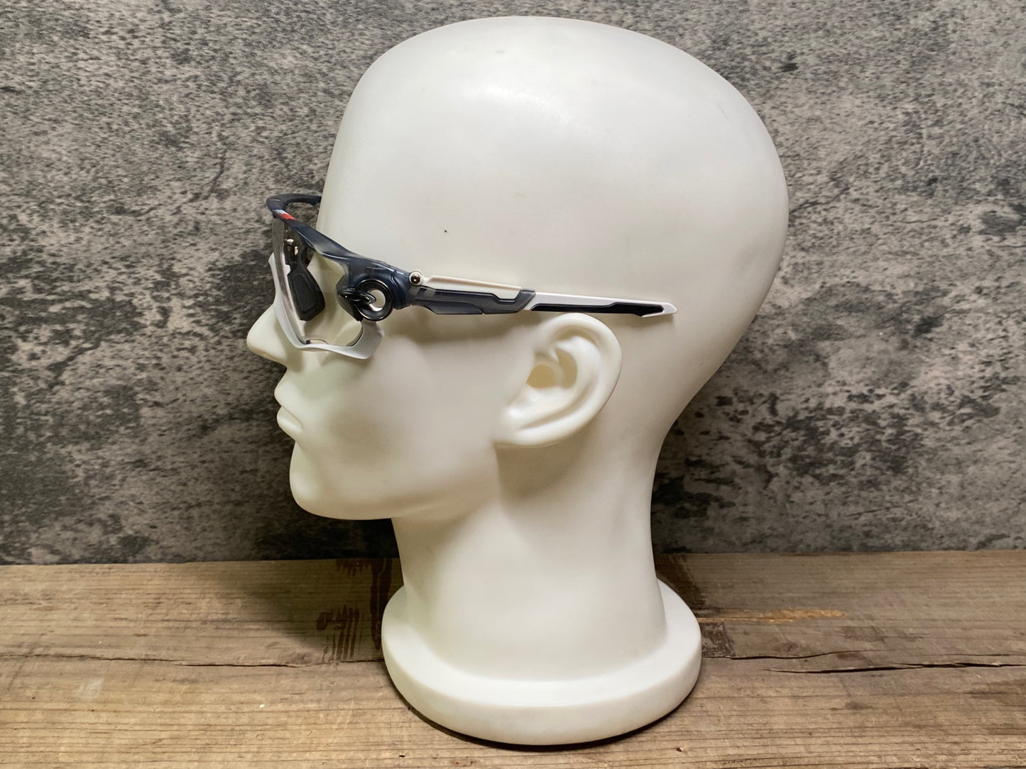 IX172 オークリー OAKLEY JAWBREAKER サングラス アイウェア グレー 白 PHOTOCHROMICレンズ Tour de France