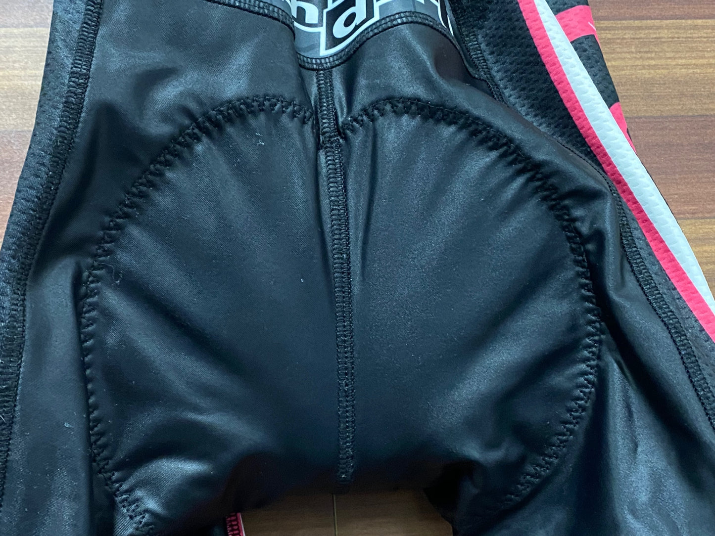 IT124 パンダーニ Pandani ビブショーツ 黒 S