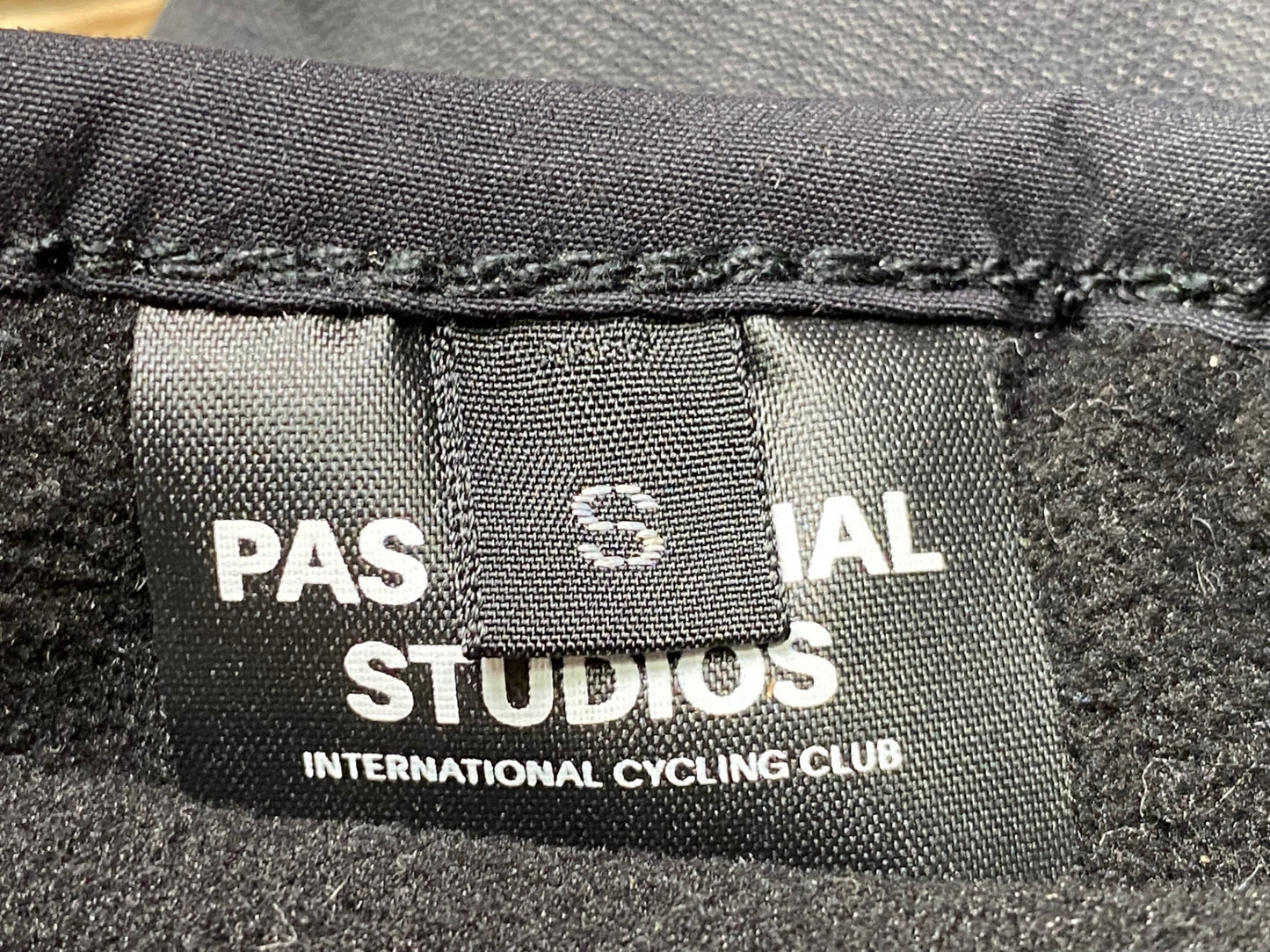 IU953 パスノーマルスタジオ PAS NORMAL STUDIOS Logo Deep Winter Lobster Gloves ウインターグローブ 黒 S 裏起毛