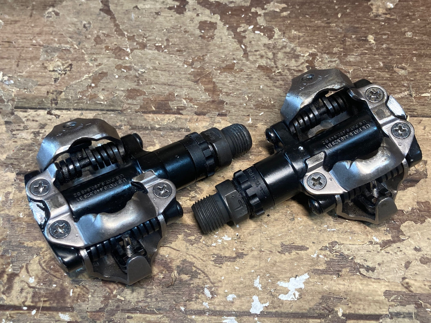 IB564 シマノ SHIMANO PD-M520 SPD ビンディングペダル