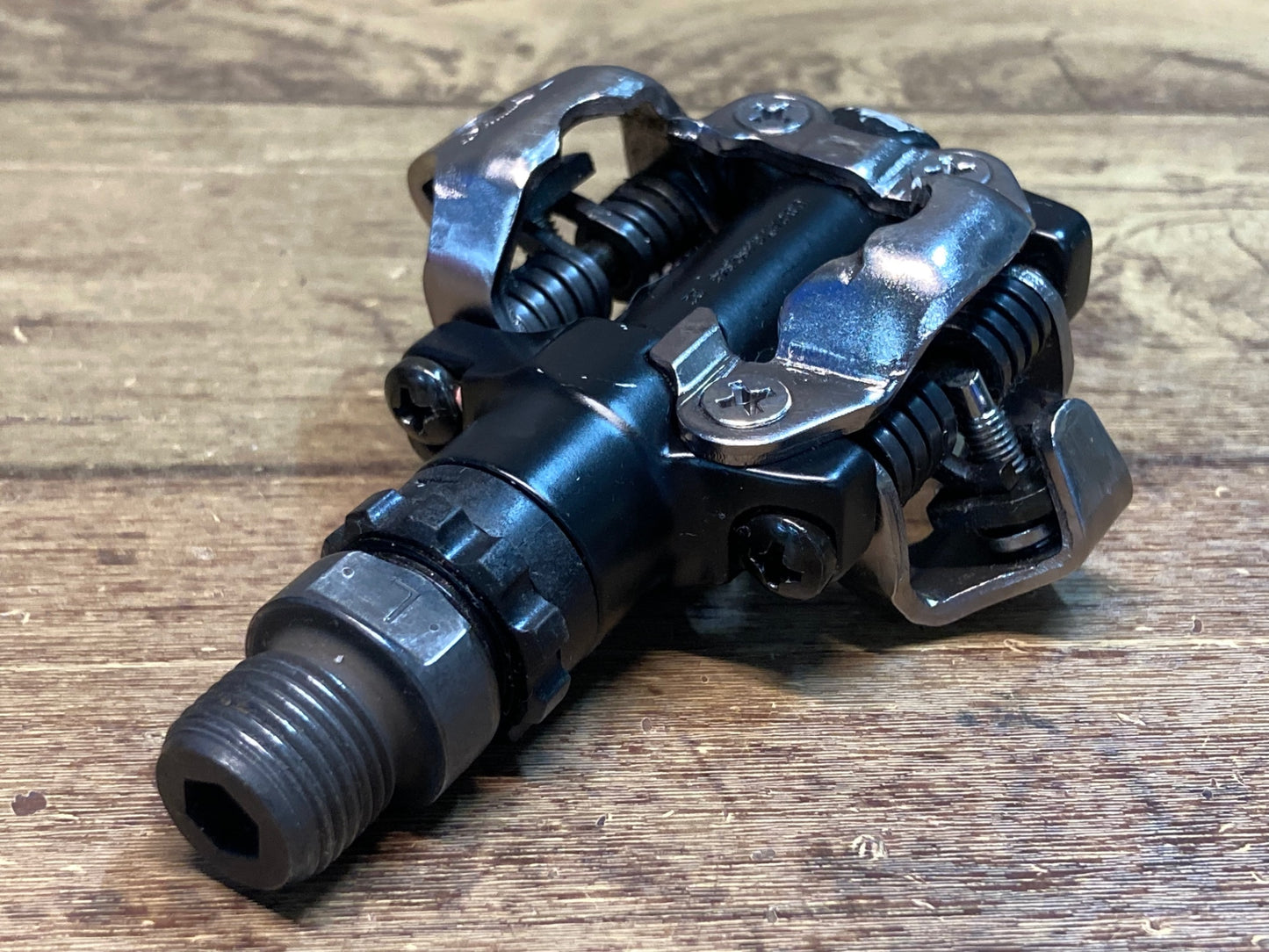 IL068 シマノ SHIMANO PD-M520 ビンディングペダル SPD