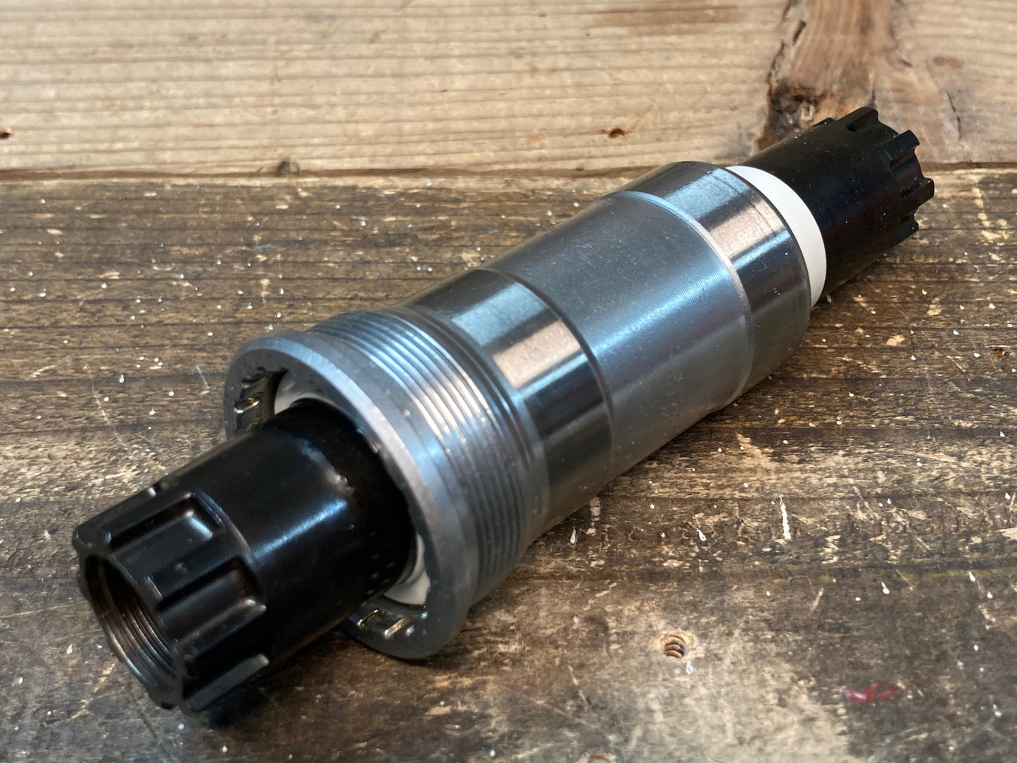 IS194 シマノ SHIMANO BB-ES51 ボトムブラケット オクタリンク