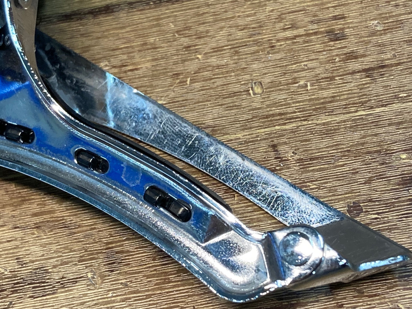 IM141 シマノ SHIMANO 105 FD-R7000 フロントディレイラー 2S 直付