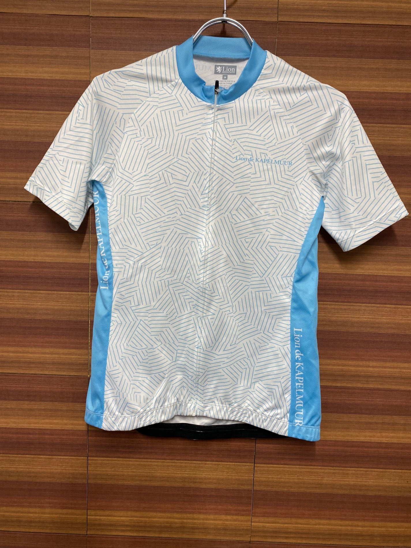 IM469 リオンドカペルミュール Lion de KAPELMUUR 半袖 サイクルジャージ 38 白