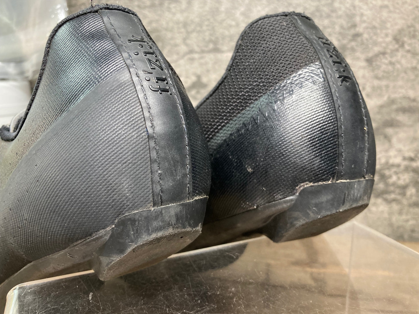 IY917 フィジーク fizik TEMPO OVERCURVE R4 Shoes ビンディングシューズ 黒 EU42.5 SPD-SL