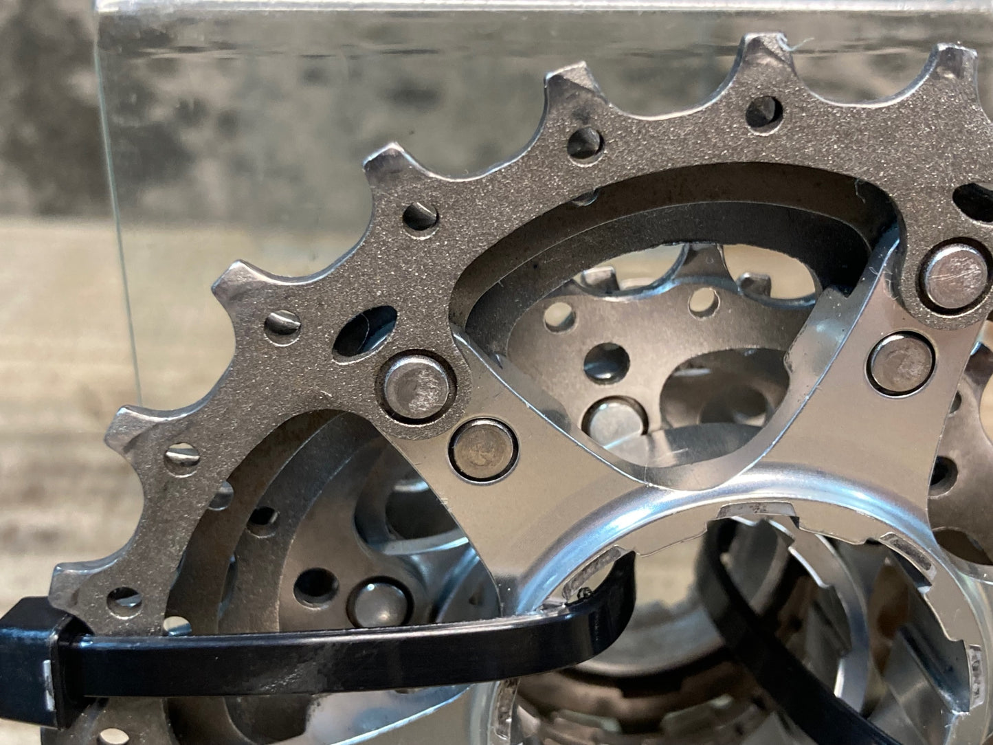 HH266 シマノ SHIMANO デュラエース DURA-ACE CS-7700 スプロケット 12-25T 9S