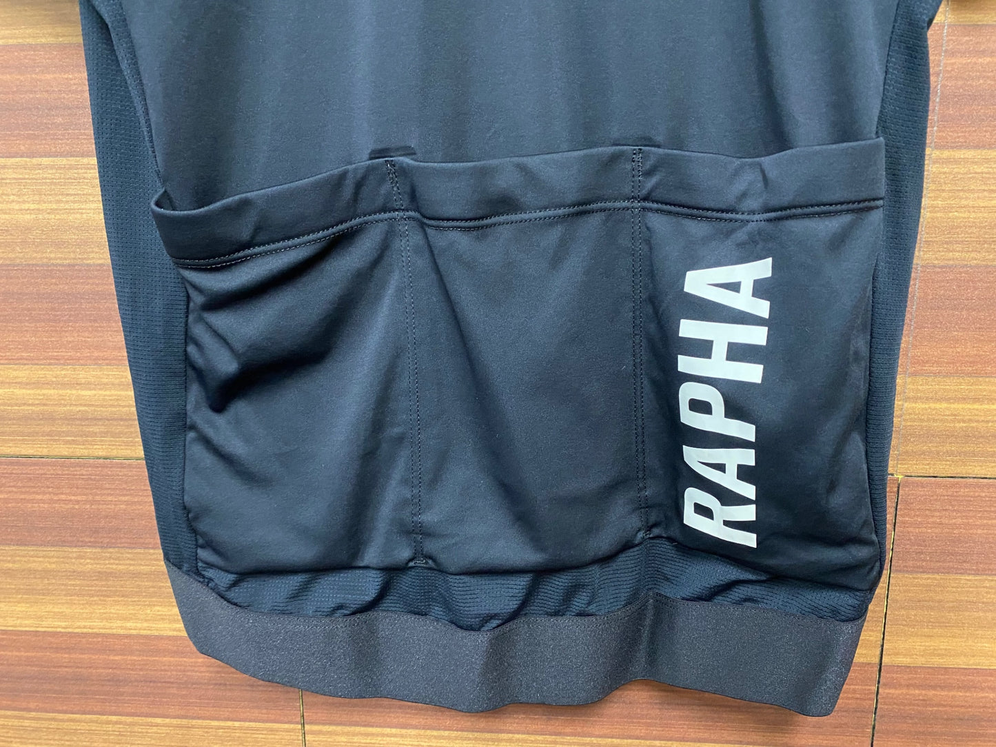 IK228 ラファ Rapha PRO TEAM TRAINING JERSEY 半袖 サイクルジャージ 黒グレー M