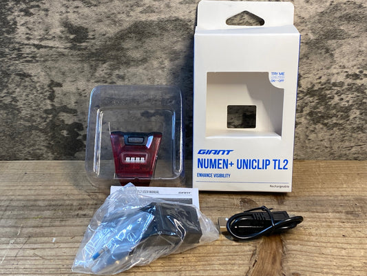 IV819 ジャイアント GIANT Numen+ Uniclip TL 2 テールライト