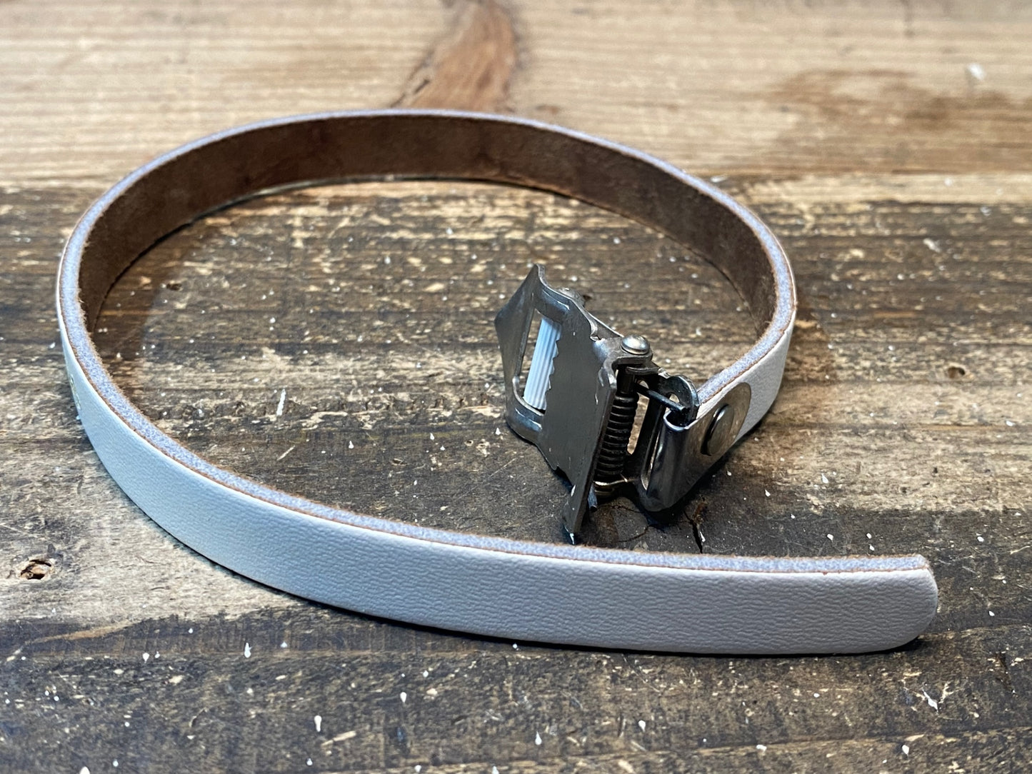 IO816 コルナゴ COLNAGO トゥーストラップ 未使用