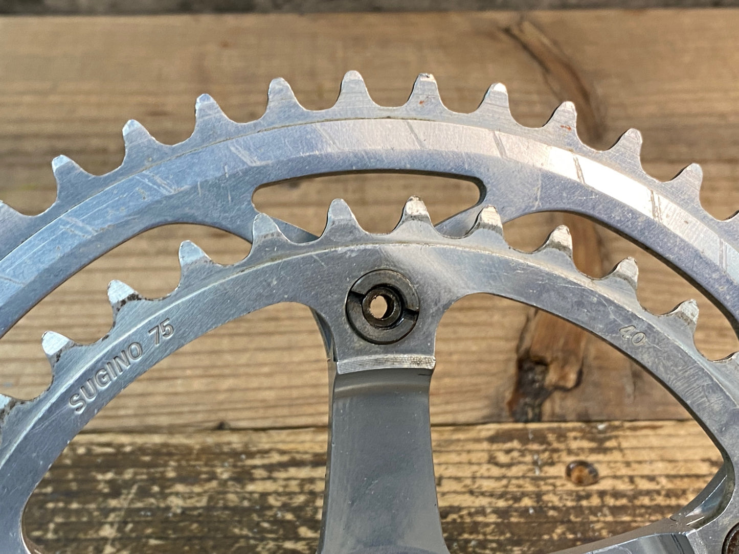 IX536 スギノ SUGINO SUGINO75 クランクセット 51/40T 165mm ※スレ