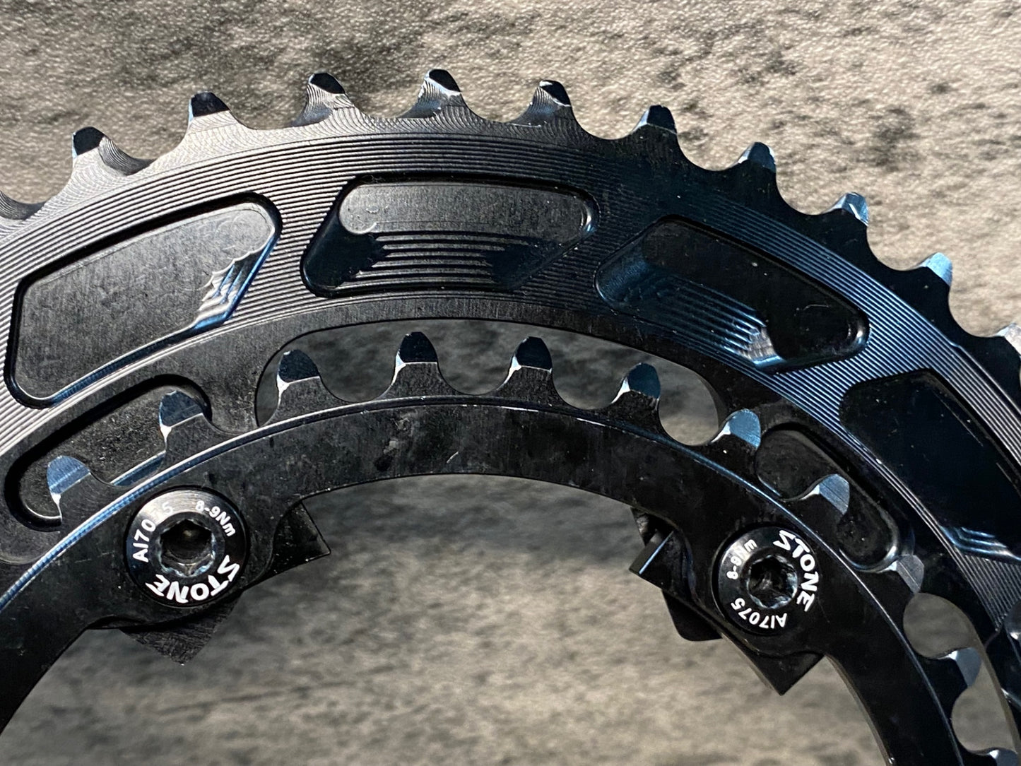 IS611 STONE Design シマノ4H対応 チェーンリングセット 48/33T