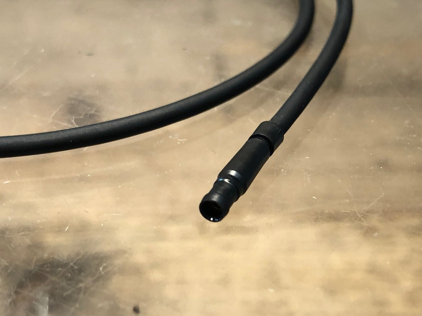 JD084 シマノ SHIMANO EW-SD300 エレクトリックワイヤー Di2 500mm