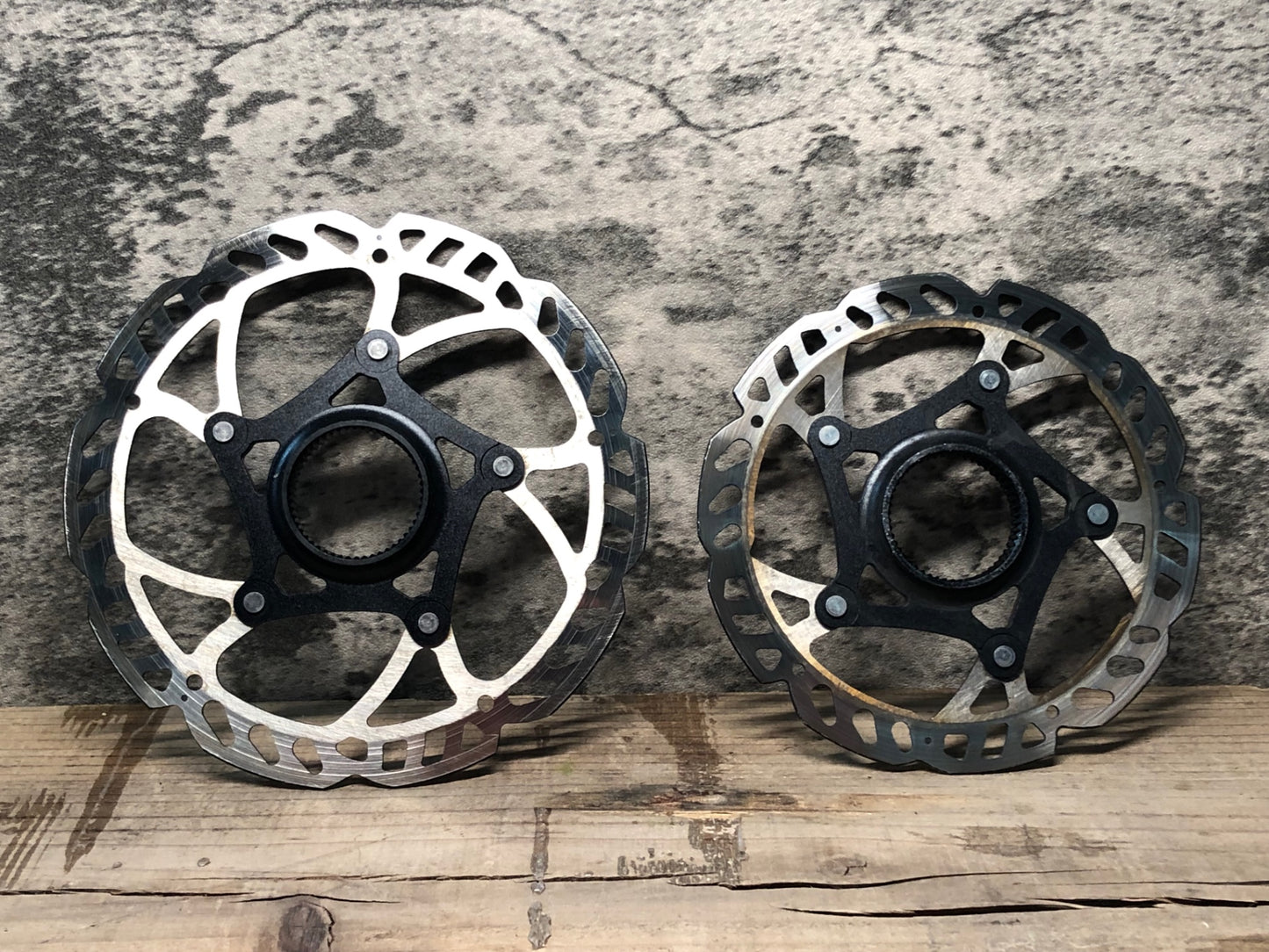 IP006 スイスストップ SWISSSTOP カタリストプロ 160/140 2枚セット 実測1.80mm