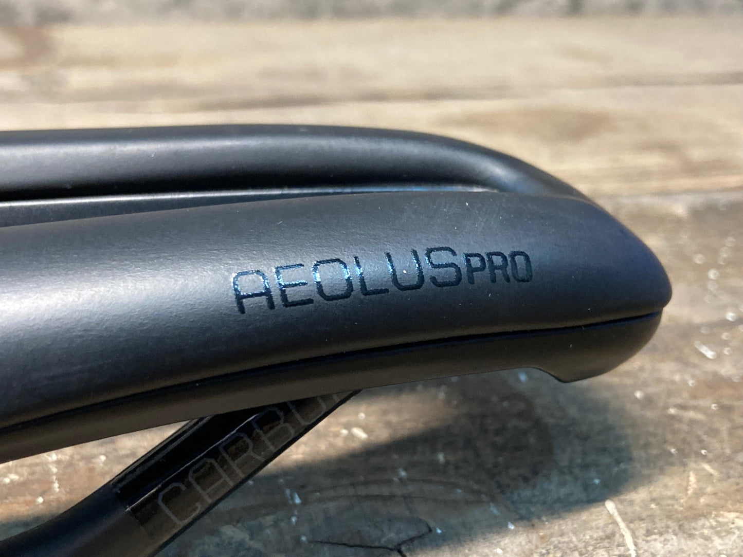 IQ596 ボントレガー BONTRAGER アイオロス AEOLUS PRO サドル 黒 145mm カーボン