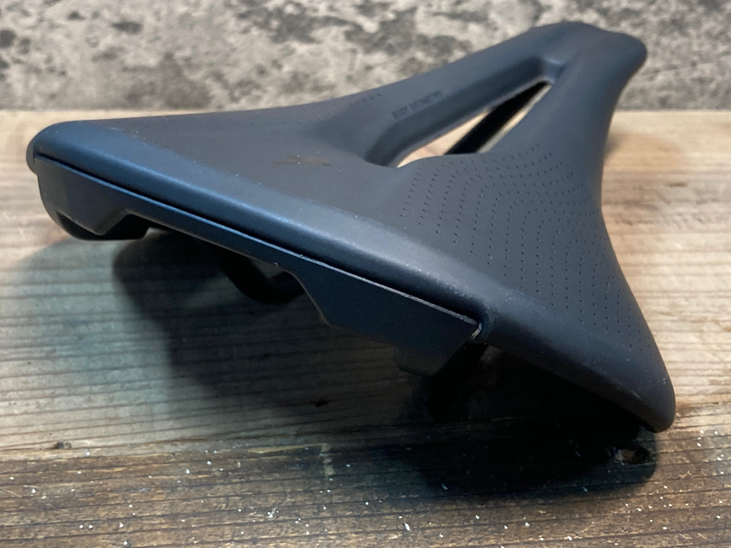 IP419 スペシャライズド SPECIALIZED Power Arc Expert サドル黒 155mm Hollow Tiレール