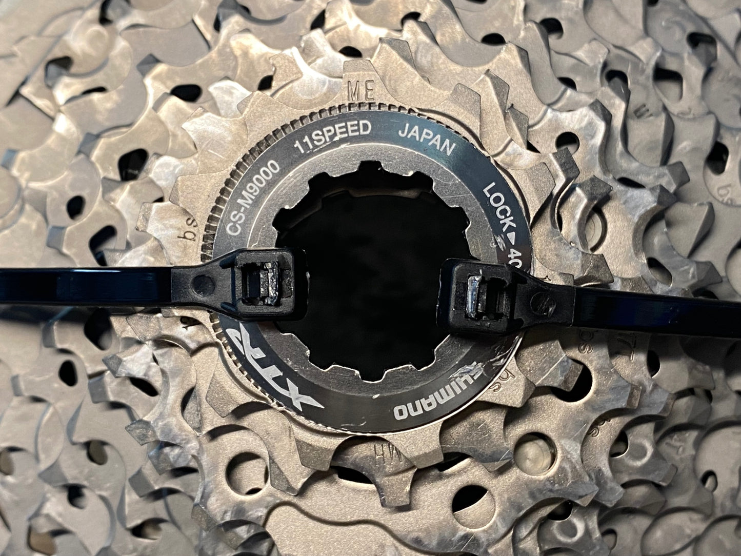 IS968 シマノ SHIMANO XTR CS-M9000 スプロケット 11-40T 11S