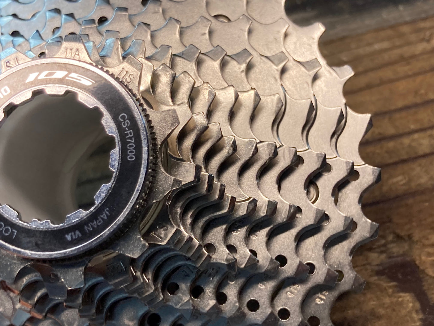 IN736 シマノ SHIMANO 105 CS-R7000 スプロケット 11S 11-30T