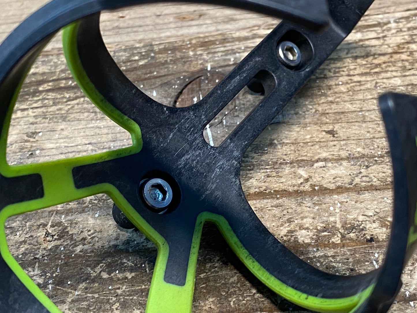 IS816 タックス TACX サイロ Ciro ボトルケージ 黒 緑 2個セット