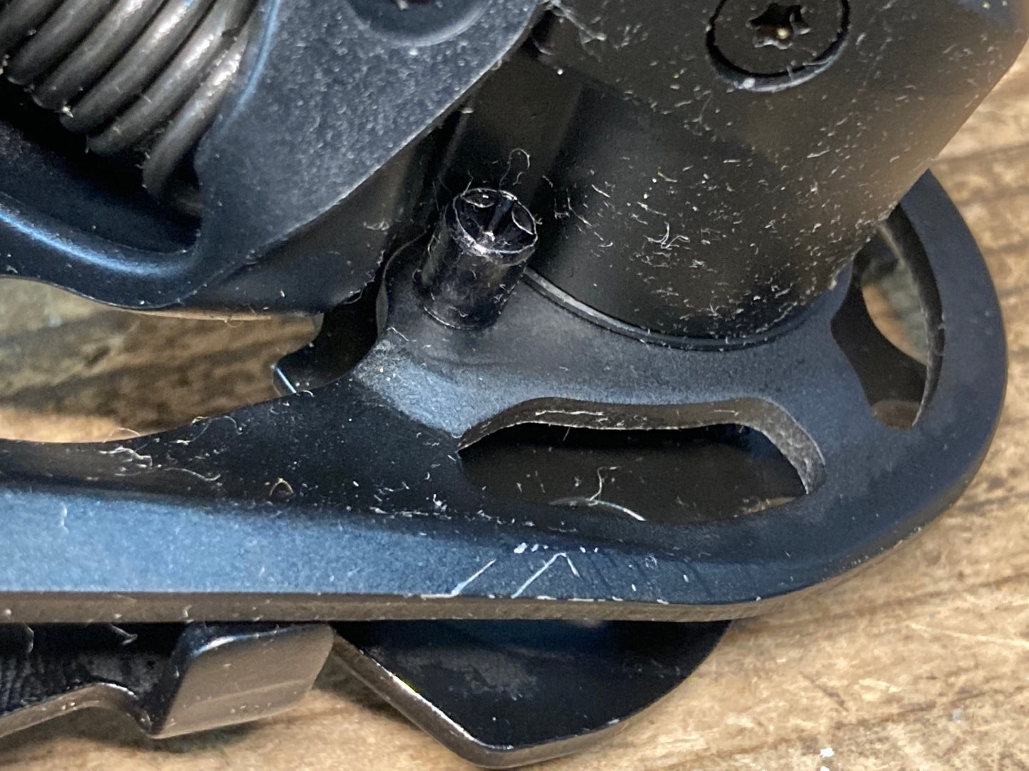 IX569 シマノ SHIMANO 105 RD-R7000 SS リアディレイラー 11S