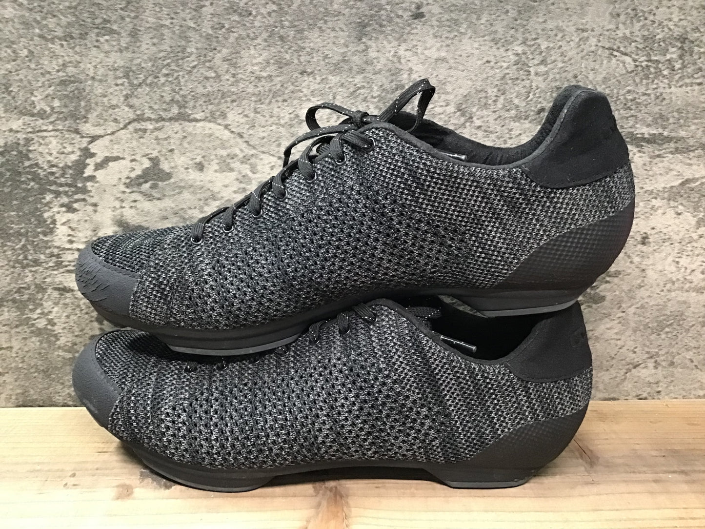 IN273 ジロ GIRO REPUBLIC R KNIT ビンディングシューズ 黒 EU45サイズ