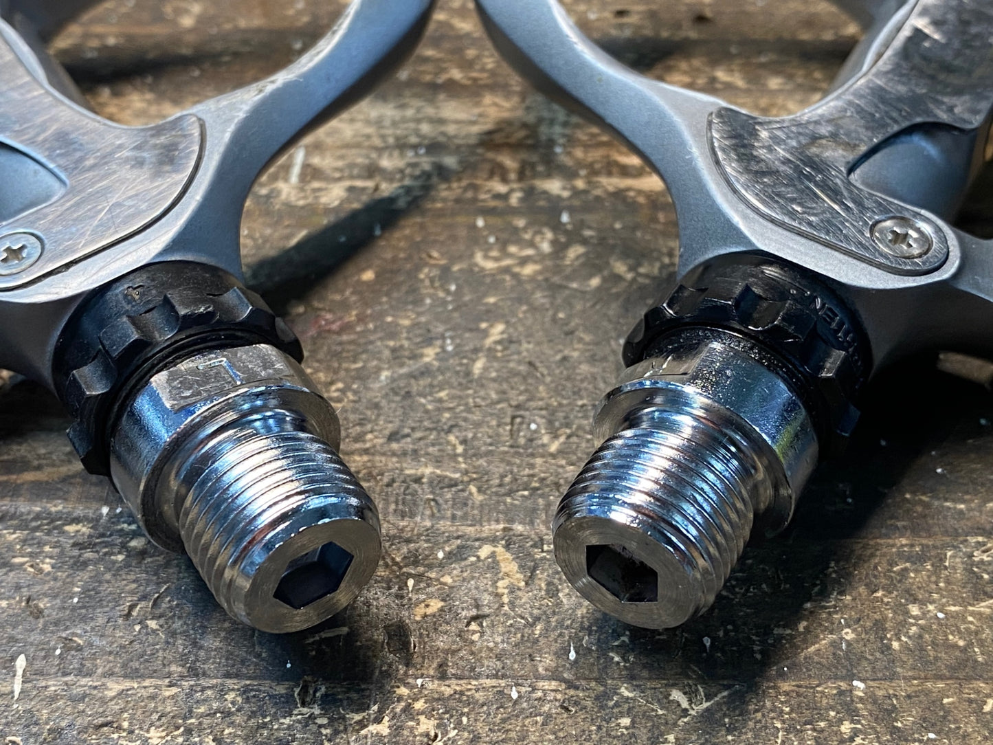 IV394 シマノ SHIMANO アルテグラ ULTEGRA PD-6700 ビンディングペダル SPD-SL