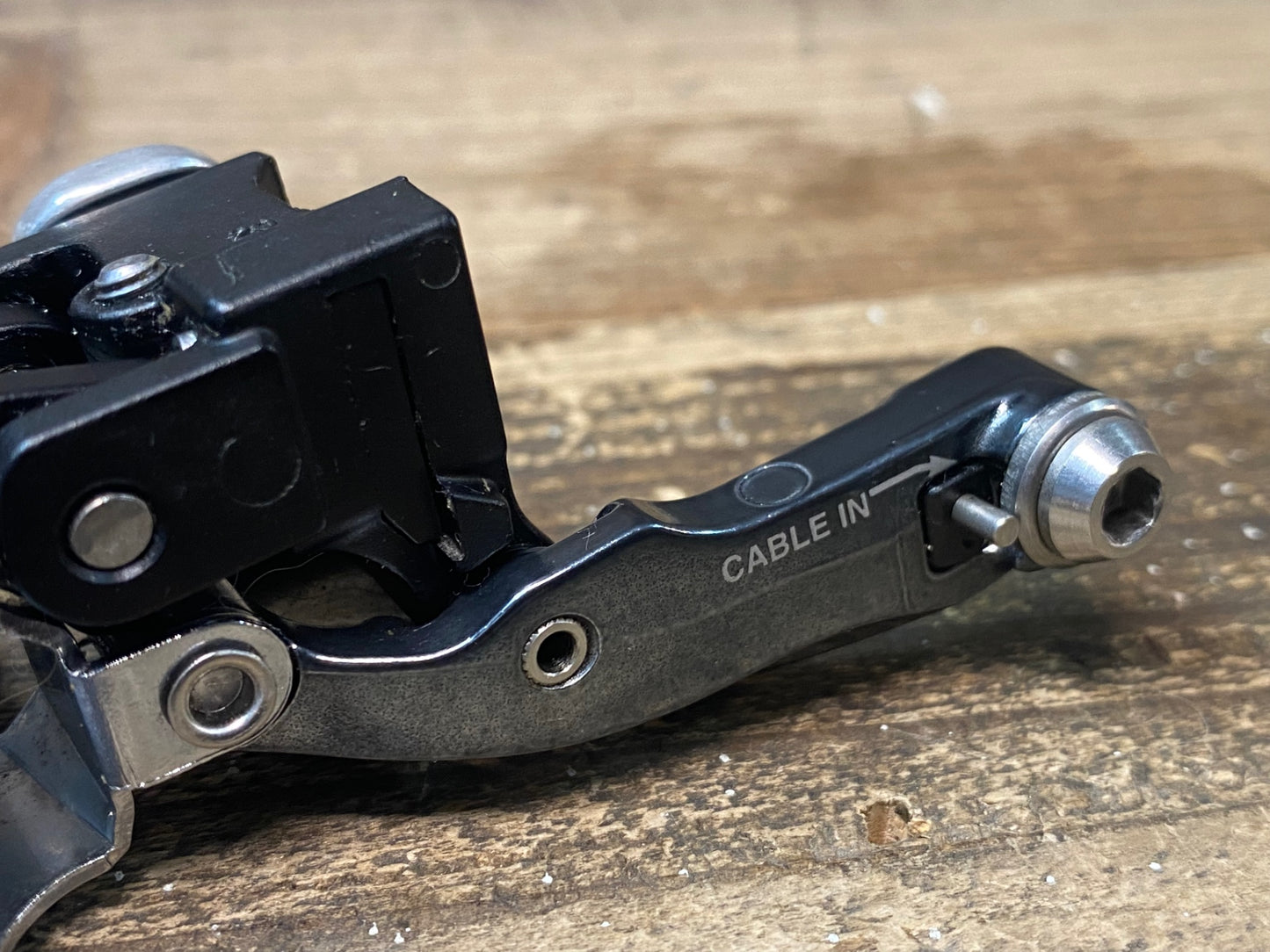 IS705 シマノ SHIMANO ティアグラ Tiagra FD-4700 フロントディレイラー 直付