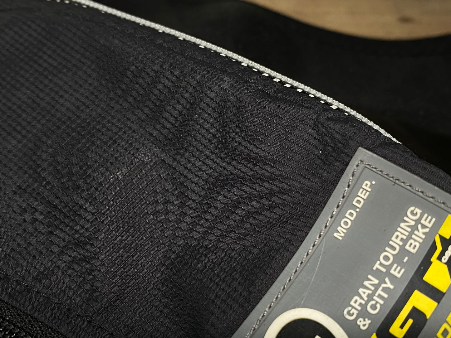 IO805 アソス assos GT spider bag リュックサック バックパック 黒