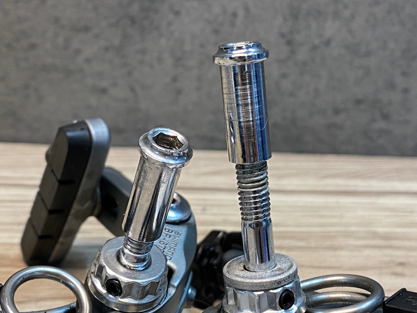 IS523 シマノ SHIMANO アルテグラ ULTEGRA BR-6700 キャリパーブレーキ 前後セット