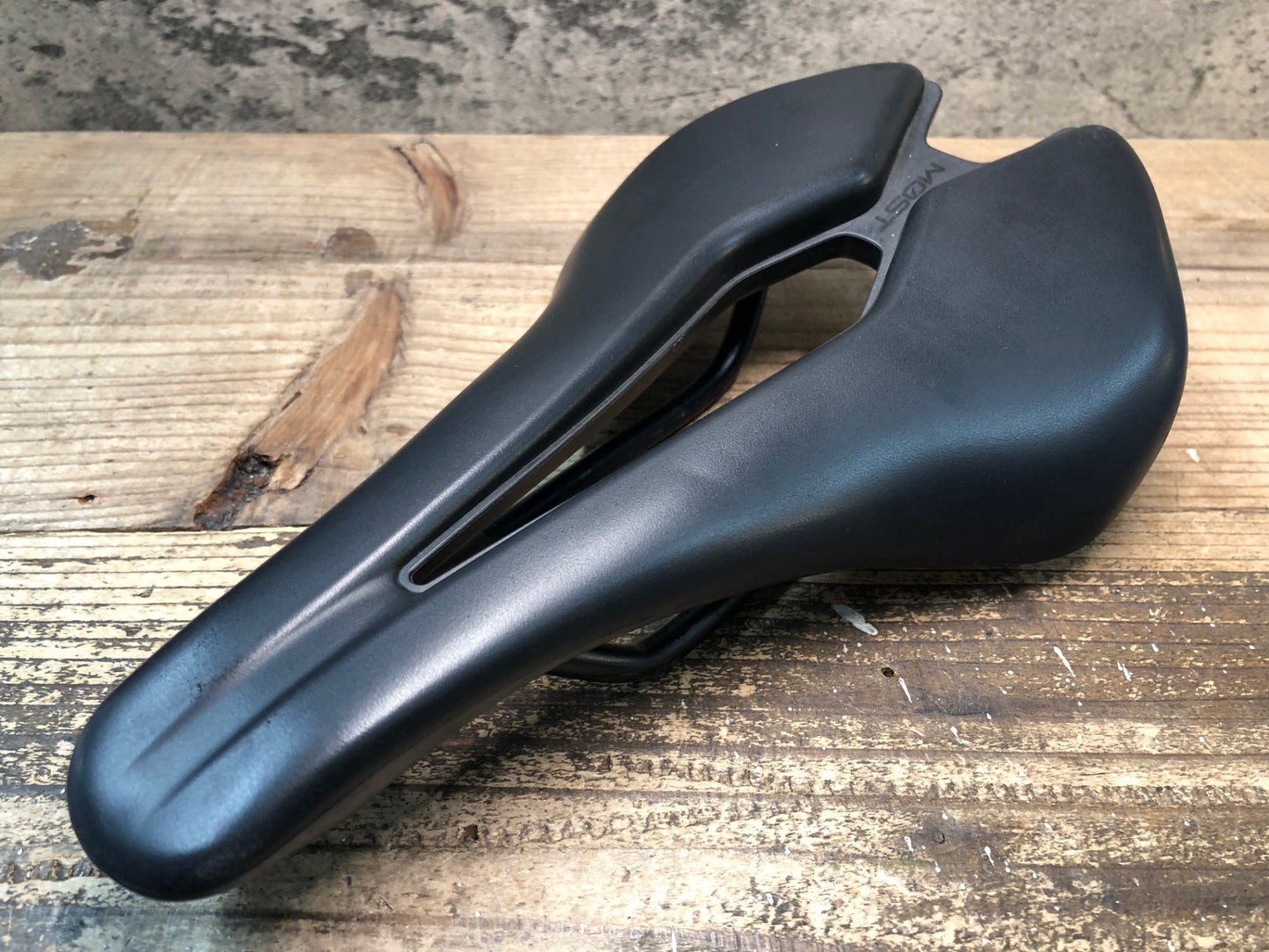 JB739 モスト MOST LYNX リンクス サドル MANGANESEレール 147mm