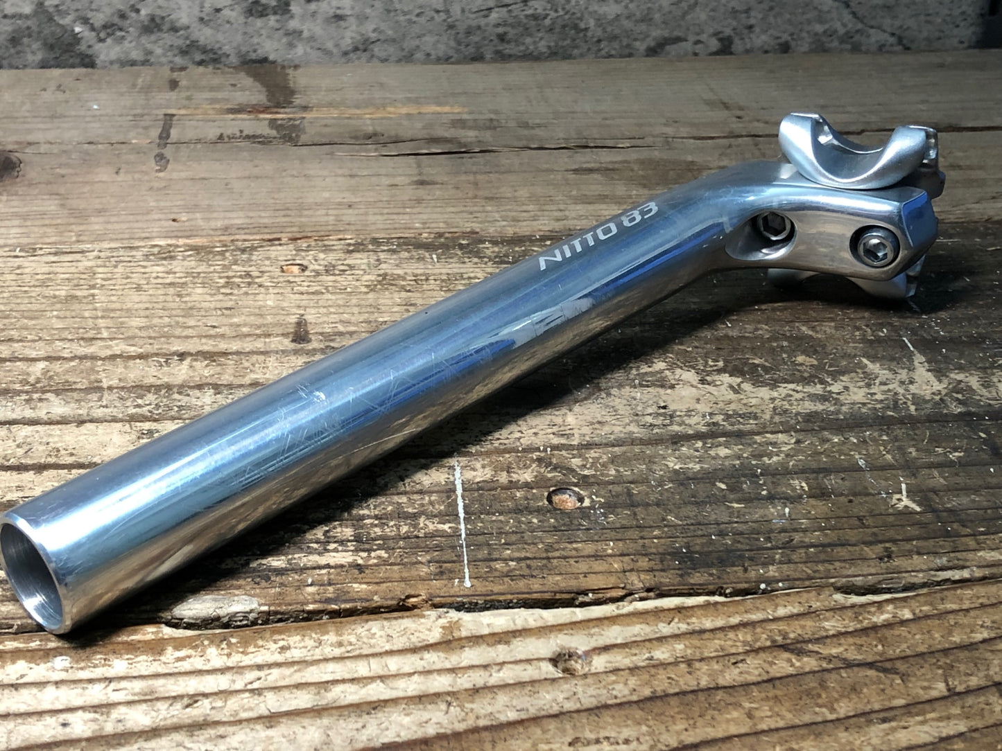 IZ543 日東 NITTO 83 シートポスト シルバー 実測250mm Φ27.2