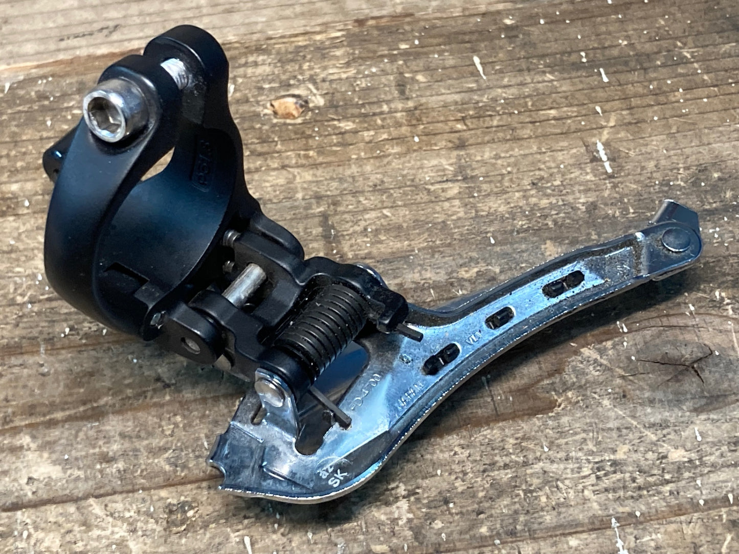 IR012 シマノ SHIMANO ティアグラ Tiagra FD-4700 バンド フロントディレイラー 2S Φ31.8