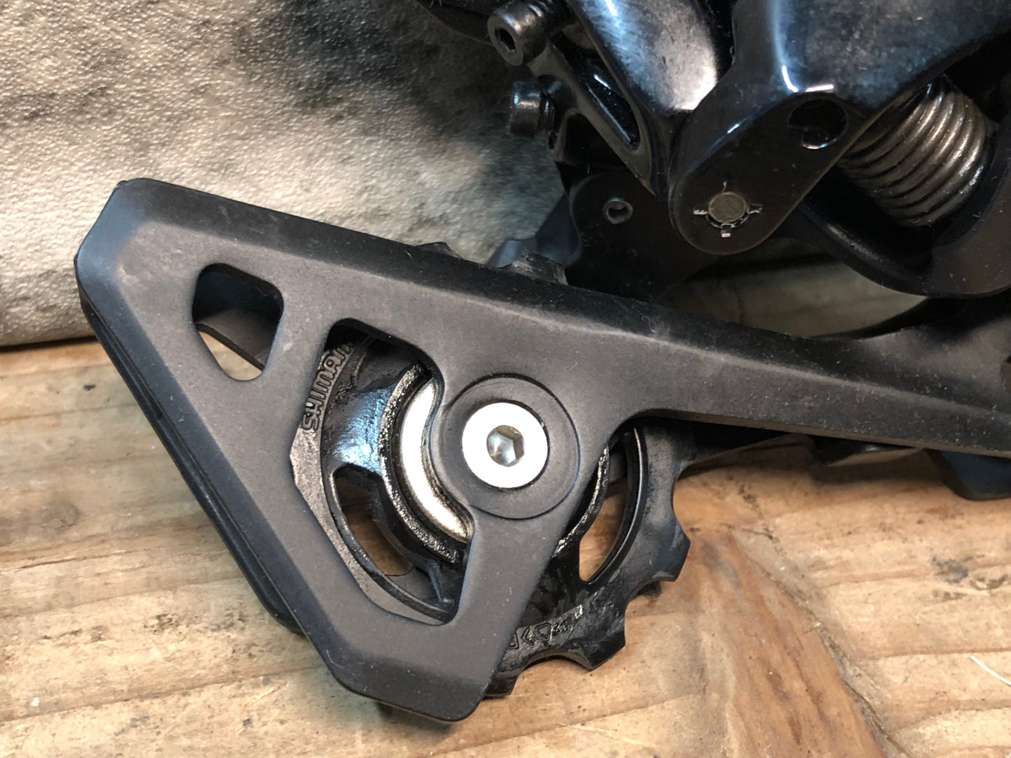 IT580 シマノ SHIMANO 105 RD-R7000 リアディレイラー SS11S  黒