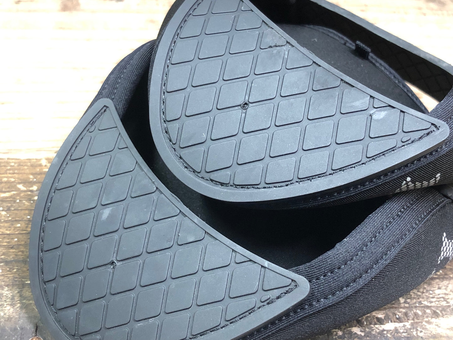 IR688 モンベル mont-bell トゥーカバー 黒 M