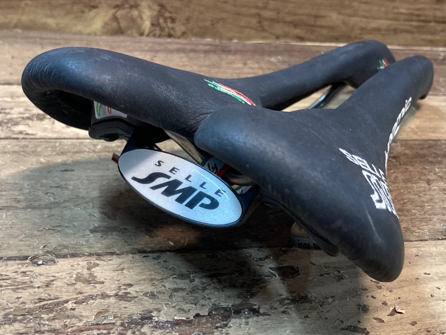 IL831 SELLE SMP dynamic サドル 黒 inox tube