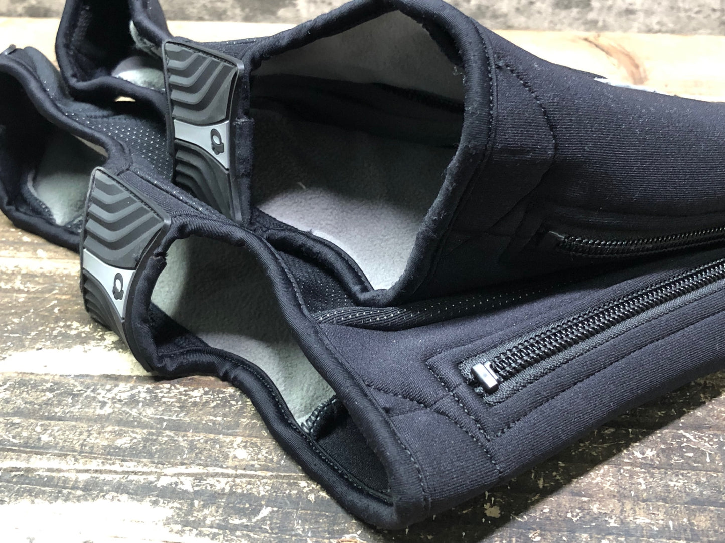 IY994 パールイズミ PEARL iZUMi シューズカバー 裏起毛 黒 L