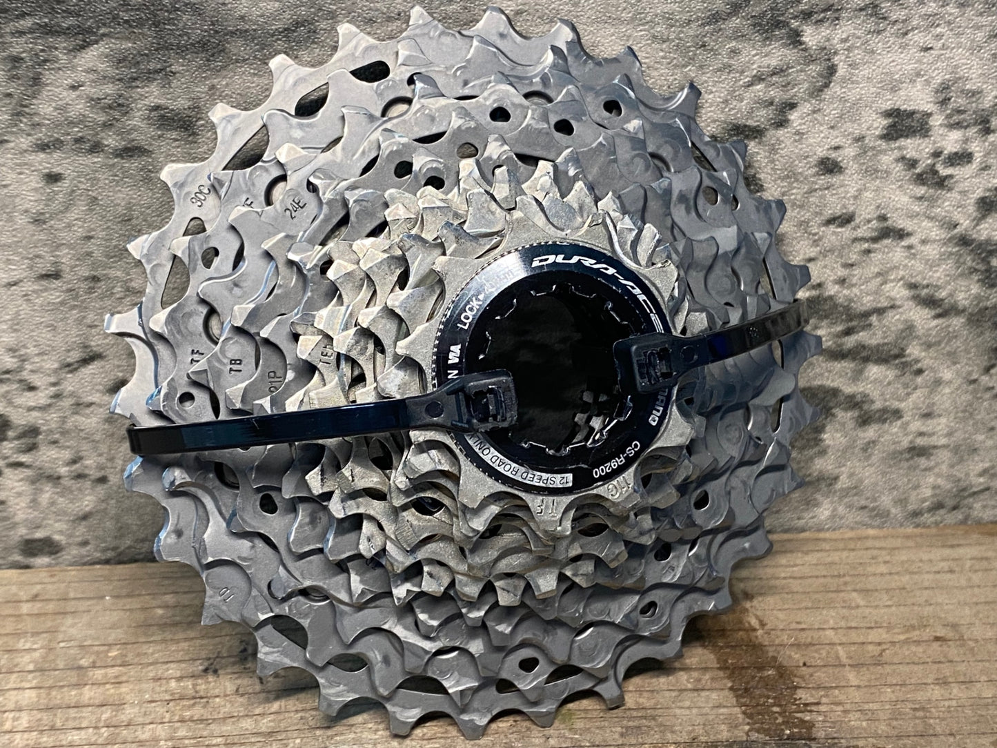 IS574 シマノ Shimano デュラエース DURA-ACE CS-R9200 スプロケット 11-30T