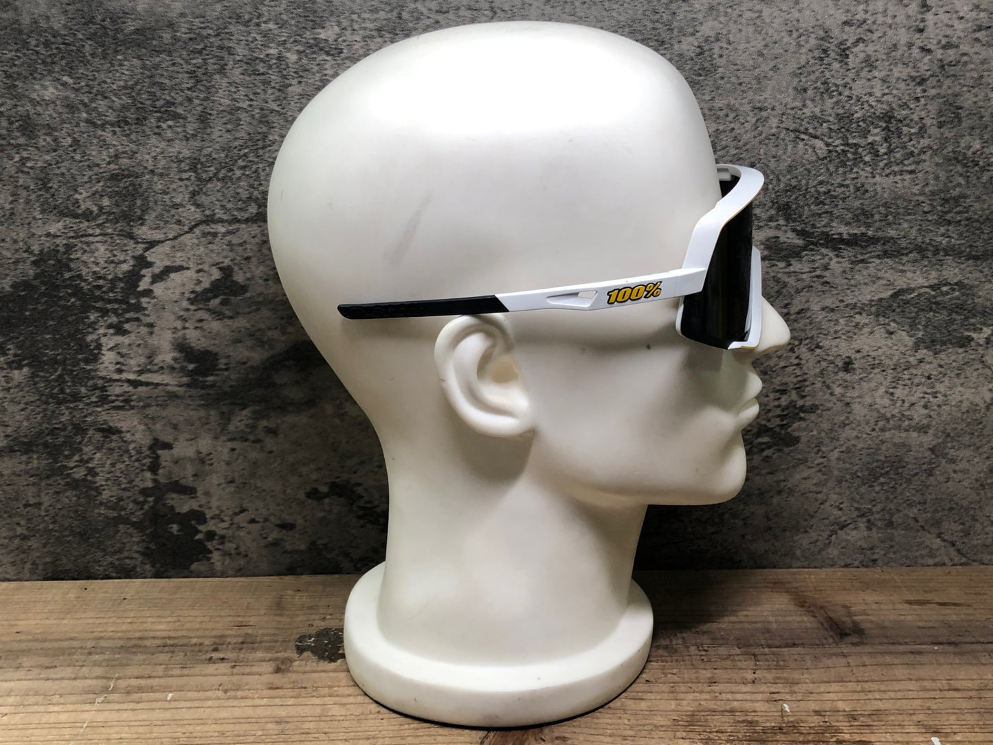 IY981 100％ グレンデール GLENDALE サングラス アイウェア 白