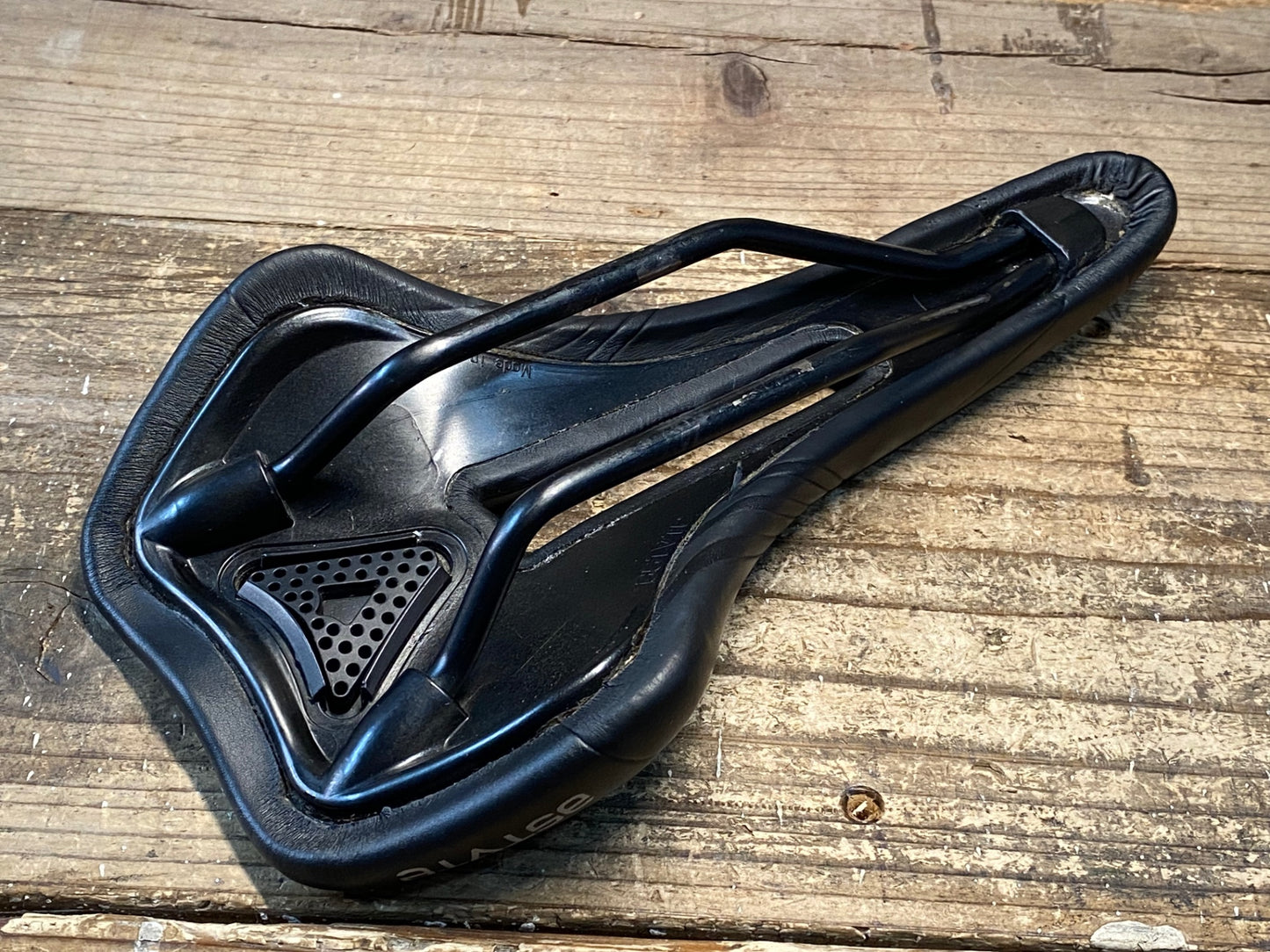 IX559 アスチュート ASTUTO SUN VT サドル TITANVレール