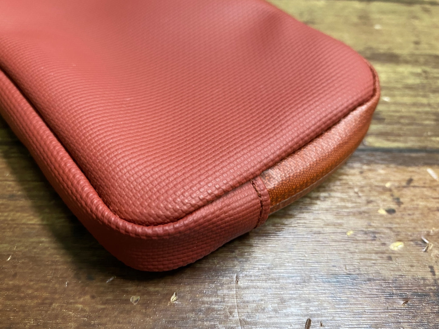 JB954 ラファ Rapha ESSENTIALS CASE 赤