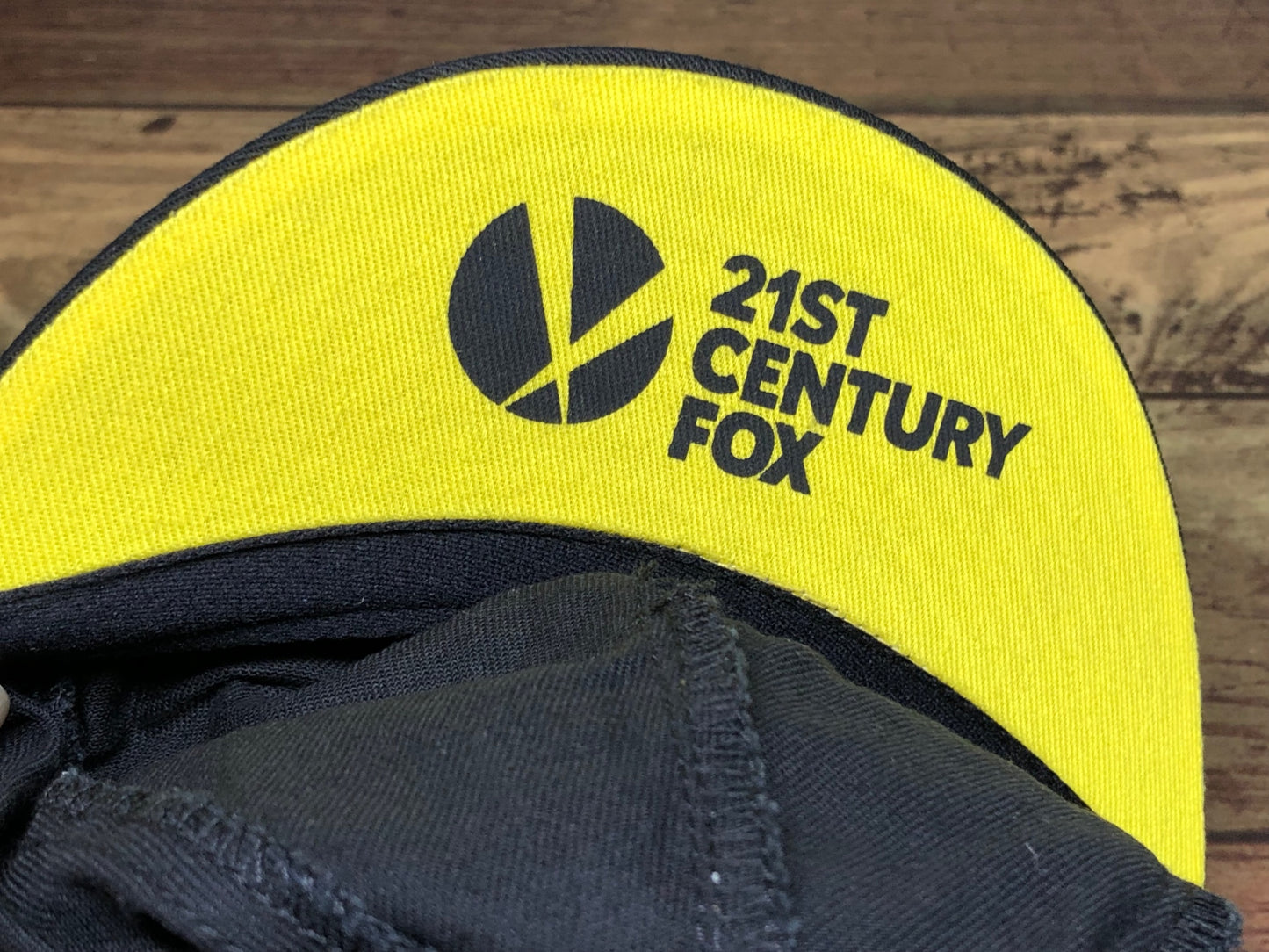 IT287 ラファ Rapha サイクルキャップ 黒 黄 フリーサイズ TEAM SKY