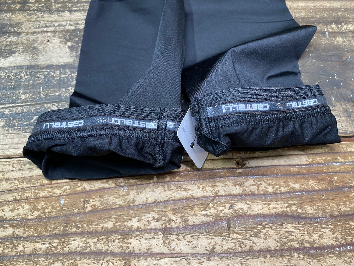 IV860 カステリ CASTELLI UPF 50+ ARM SKINS アームカバー 黒 M