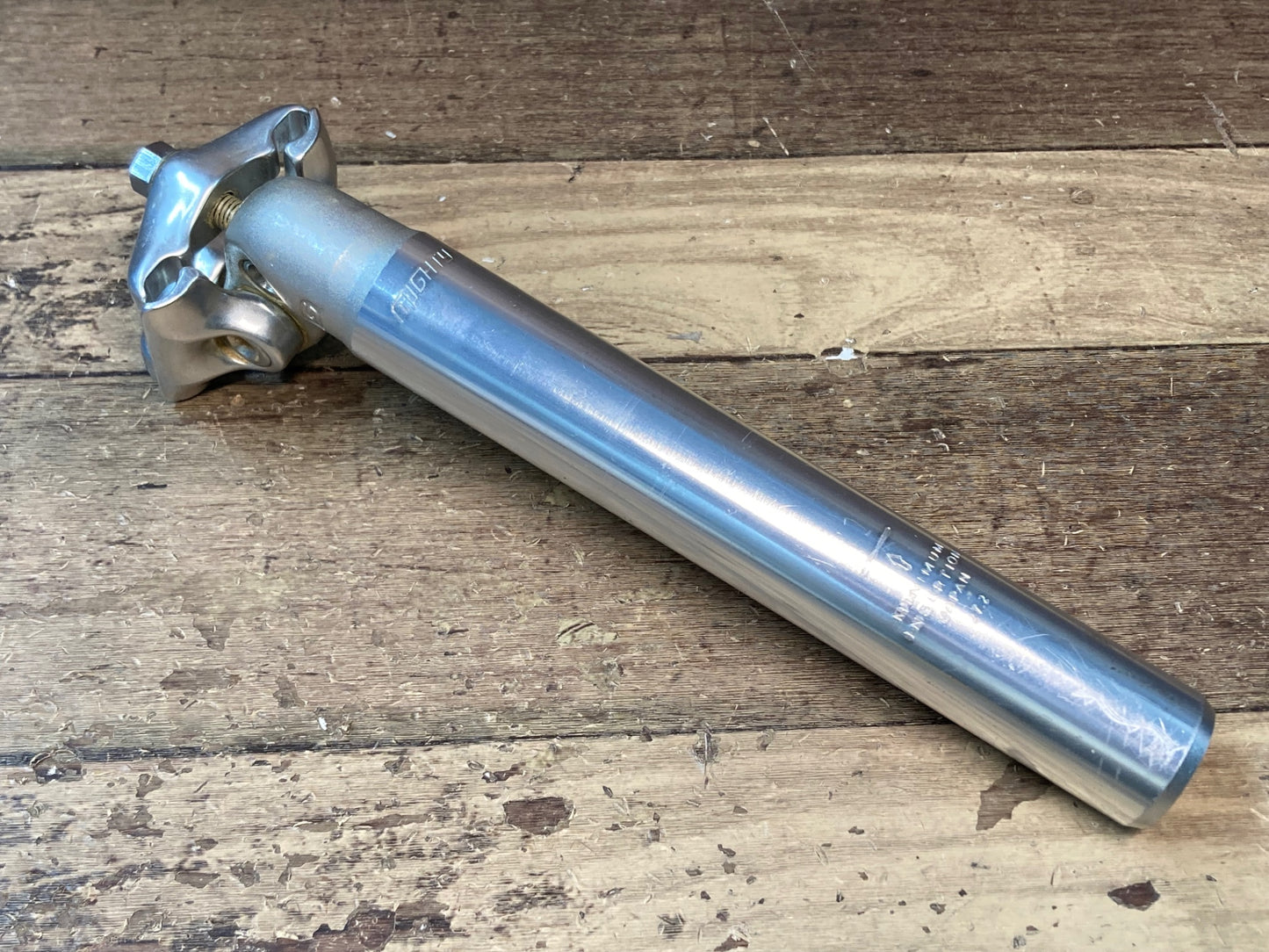 IL946 スギノ SUGINO マイティ MIGHTY アルミ シートポスト Φ27.2 200mm