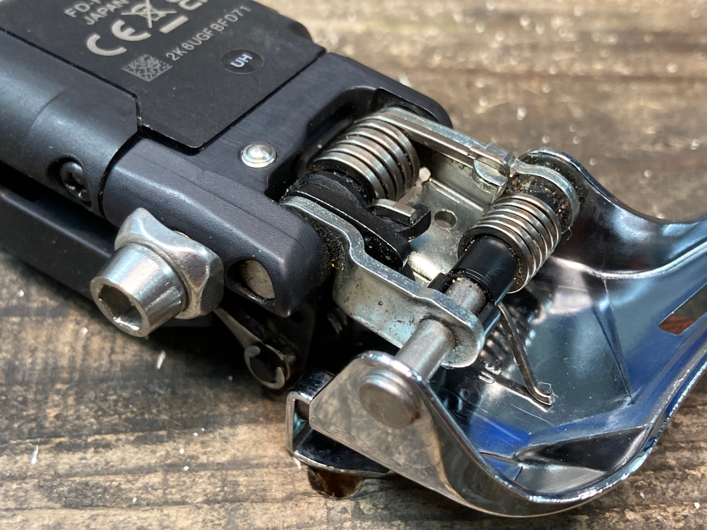 IP772 シマノ SHIMANO 105 FD-R7150 フロントディレイラー 2S 直付け Di2