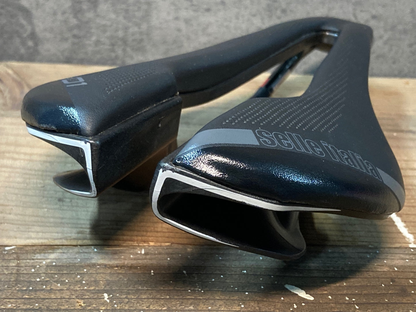 IN617 セッレイタリア Selle Italia SP-01 BOOST KIT CARBONIO SUPERFLOW サドル Sサイズ カーボンレール