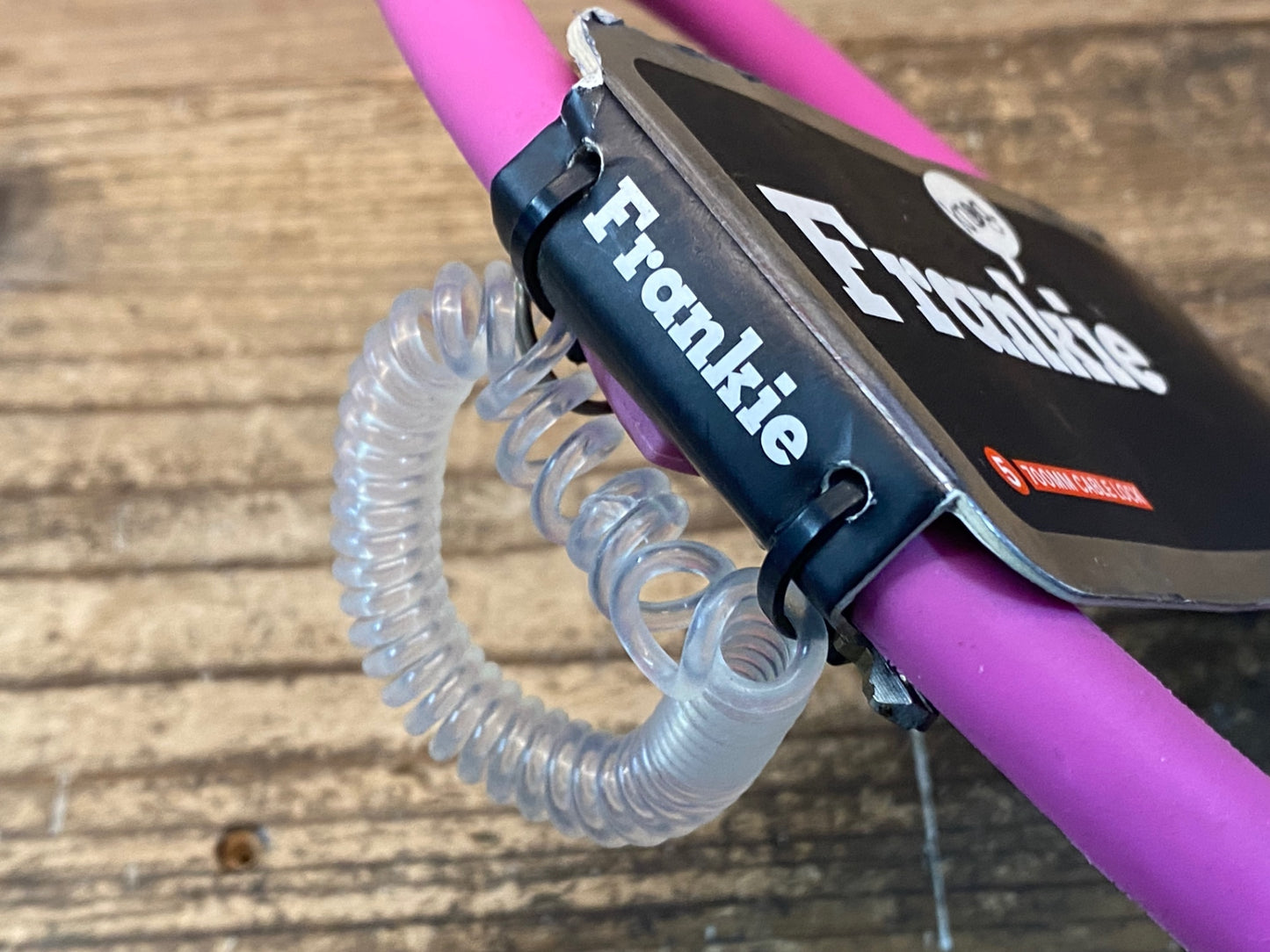 IL040 ノグ knog フランキー Frankie ケーブルロック 紫